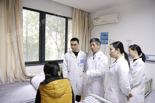 葛蒙梁教授联合会诊完美落幕! 葛蒙梁教授联合会诊完美落幕!